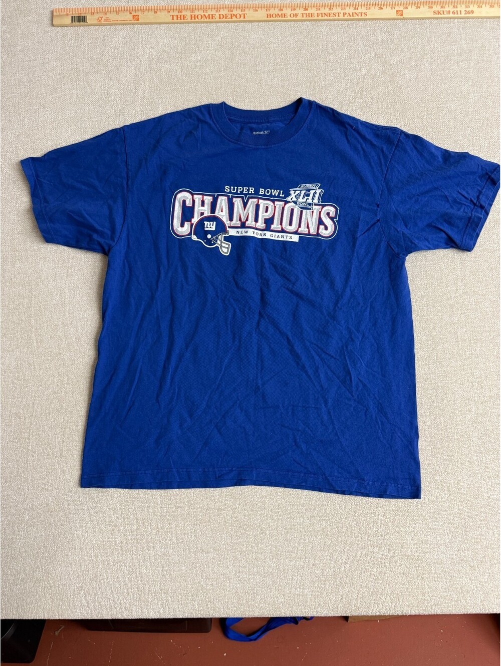 New York Giants Super Bowl XLII 42 Champions Roster T-Shirt Mens Blue L